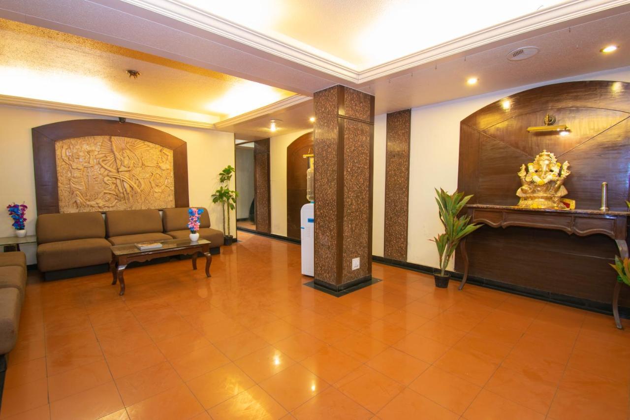Octave Bund Garden Pune Exterior foto