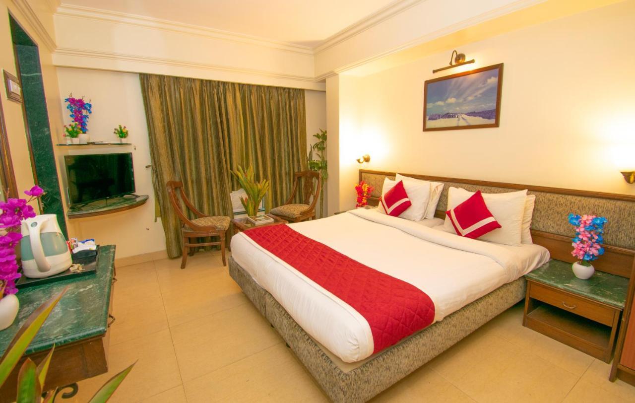 Octave Bund Garden Pune Exterior foto
